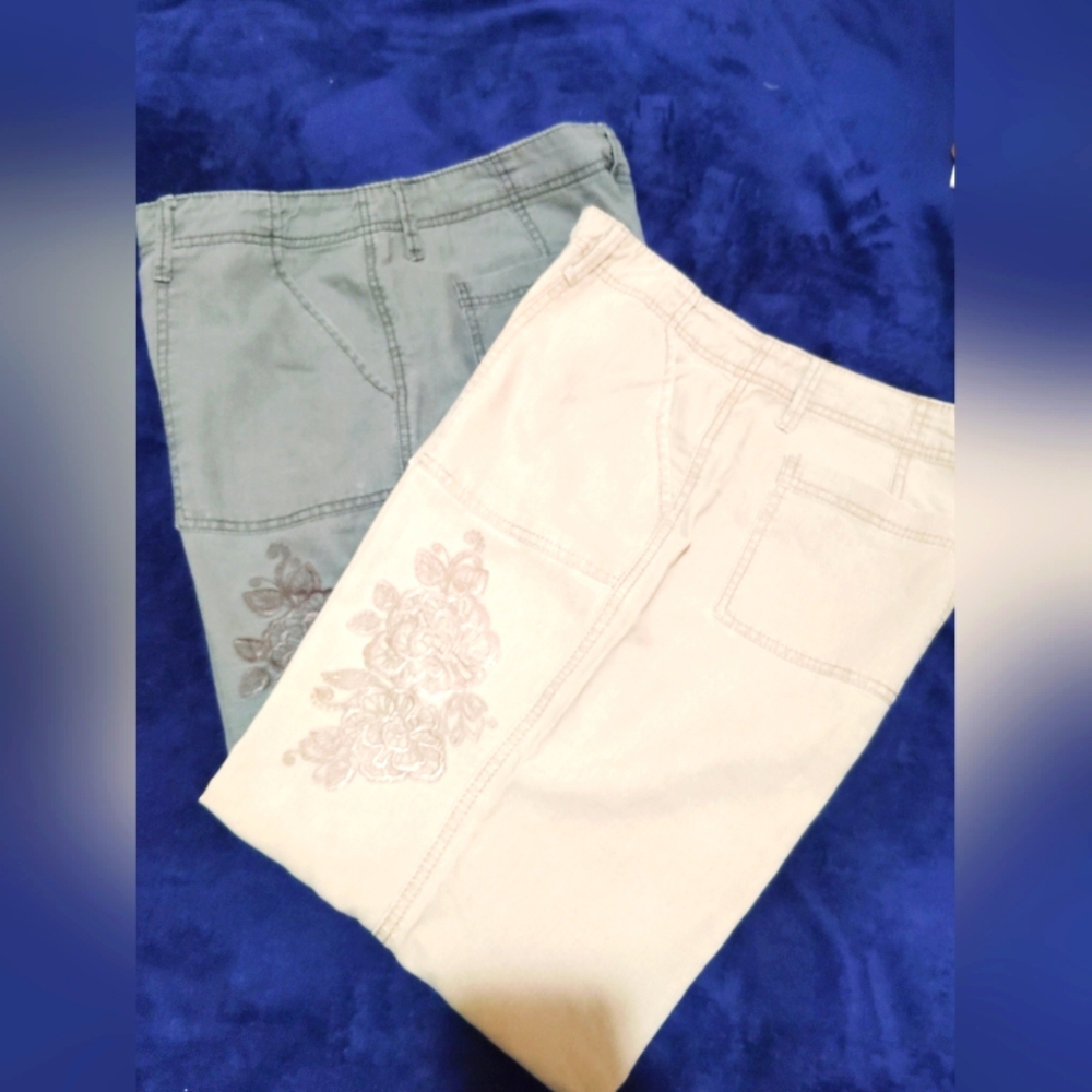 Breezy Duo: Faded Glory Linen-Blend Capris